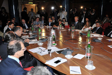 INCONTRO OPPOSIZIONI PARTI SOCIALI