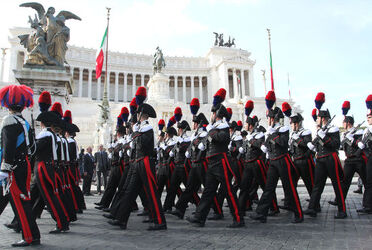 67 ANNIVERSARIO FESTA DELLA LIBERAZIONE DEPOSIZIONE CORONA ALLORO 67 ANNIVERSARIO FESTA DELLA LIBERAZIONE DEPOSIZIONE CORONA ALLORO