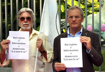 MANIFESTAZIONE ITALIA DEI VALORI MANIFESTAZIONE ITALIA DEI VALORI