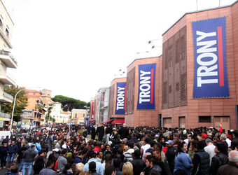 APERTURA TRONY PONTE MILVIO