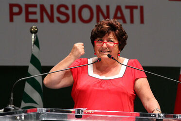 MANIFESTAZIONE PENSIONATI CGIL CISL UIL CONTRO TAGLI MONTI