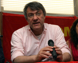 CONFERENZA SIGNORI ENTRA IL LAVORO TUTTI A PIEDI CONFERENZA SIGNORI ENTRA IL LAVORO TUTTI A PIEDI
