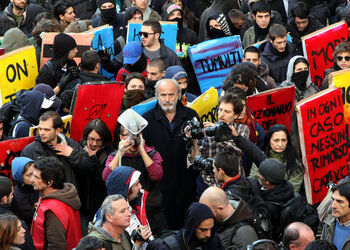 MANIFESTAZIONE STUDENTI E COBAS
