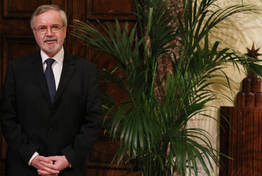 INCONTRO HOYER MONTI