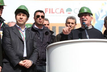 MANIFESTAZIONE EDILI CGIL CISL UIL