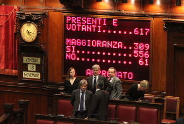 VOTO FIDUCIA ALLA CAMERA GOVERNO MARIO MONTI