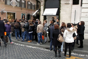 INIZIO SALDI A ROMA