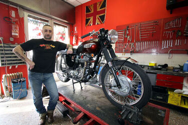 OFFICINA MOTO INGLESI