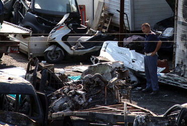 AEREO PRECIPITATO SU SFASCIACARROZZE