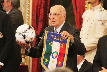 NAZIONALE ITALIANA DA NAPOLITANO NAZIONALE ITALIANA DA NAPOLITANO