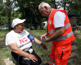 MANIFESTAZIONE CONTRO APERTURA DISCARICA A RIANO MANIFESTAZIONE CONTRO APERTURA DISCARICA A RIANO