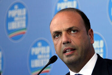 CONFERENZA STAMPA DEL POPOLO DELL LIBERTA SUL PRESIDENZIALISMO CONFERENZA STAMPA DEL POPOLO DELL LIBERTA SUL PRESIDENZIALISMO