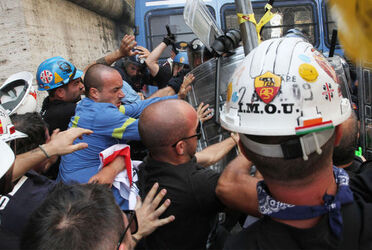 MANIFESTAZIONE OPERAI ALCOA