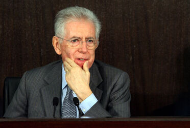 CONFERENZA STAMPA FINE ANNO MARIO MONTI CONFERENZA STAMPA FINE ANNO MARIO MONTI