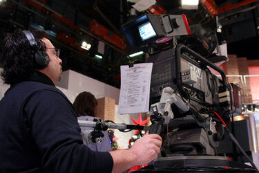 OPERATORI TELEVISIVI CAMERAMEN OPERATORI TELEVISIVI CAMERAMEN