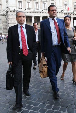 BERLUSCONI DE MAGISTRIS