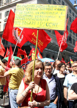 MANIFESTAZIONE RIFONDAZIONE COMUNISTA