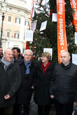 CONFERENZA STAMPA SINDACATI PER RIAPRIRE CONFRONTO CON IL GOVERNO