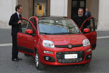 PRESENTAZIONE NUOVA FIAT PANDA PRESENTAZIONE NUOVA FIAT PANDA