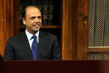 CONFERENZA STAMPA BERLUSCONI ALFANO