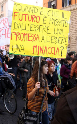 MANIFESTAZIONE STUDENTI E COBAS