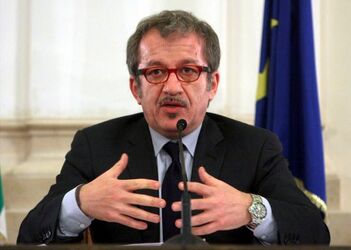 RIUNIONE EMERGENZA IMMIGRAZIONE RIUNIONE EMERGENZA IMMIGRAZIONE