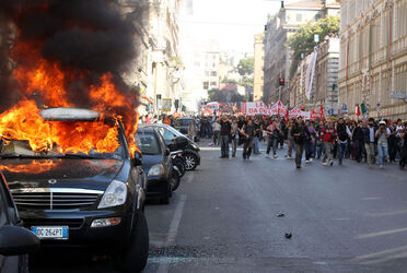 MANIFESTAZIONE INDIGNATOS MANIFESTAZIONE INDIGNATOS