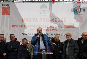 MANIFESTAZIONE CGIL CISL UIL UGL CONTRO RIFORMA DELLE PENSIONI MANIFESTAZIONE CGIL CISL UIL UGL CONTRO RIFORMA DELLE PENSIONI