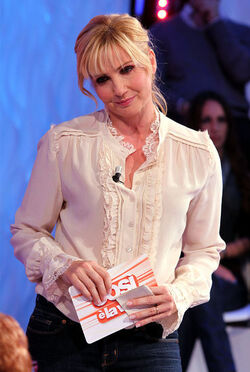 DOMENICA IN COSI E LA VITA DOMENICA IN COSI E LA VITA