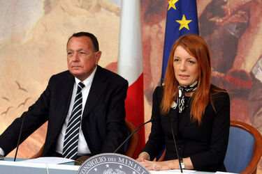 FASE DUE LAMPEDUSA FASE DUE LAMPEDUSA