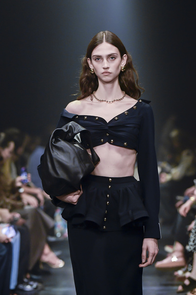 Florence-Pugh-Style-Fashion-Dior-Louis-Vuitton-7621-Tom-Lorenzo