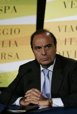 Rome 20th november 2008 Presentazione libro viaggio in un Italia diversa di Bruno Vespa In the picture Bruno Vespa Journalist Author of Book photo by ©AlessandroMeoli StudioFranceschin