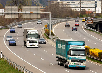 Camorino autostrada A2 con traffico normale