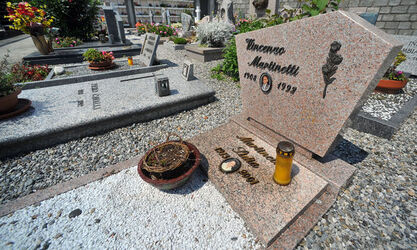 Brissago cimitero dove verrà posta Nella Martinetti Brissago cimitero dove verrà posta Nella Martinetti