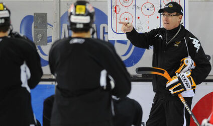 Hockey Larry Huras nuovo allenatore HCL