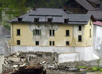Piotta blrillamento demolizione Villa Emilia