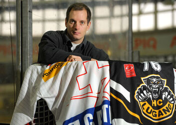 Hockey Hnat Domenichelli