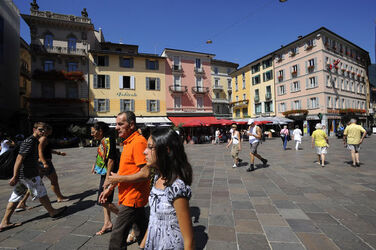 Lugano Piazza Riforma