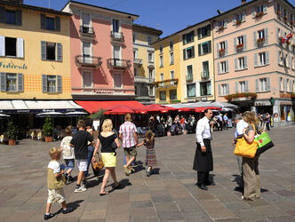 Lugano Piazza Riforma