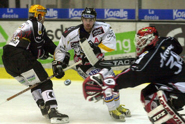 Hockey LNA HC Lugano EHC Coira