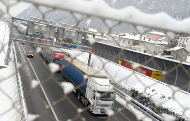 Ticino Nevicate e disagi del Traffico