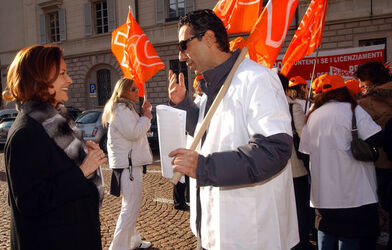 Bellinzona manifestazione contro chiusura cliniche