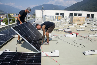 Sant Antonino impianto fotovoltaico SMB Medical SA