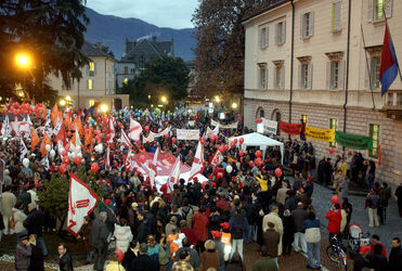Bellinzona manifestazione sindacati SEI FLMO
