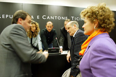 Bellinzona prima seduta Gran Consiglio aula provvisoria