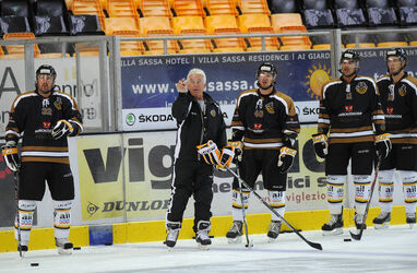 Hockey HC Lugano primo allenamento sul ghiaccio