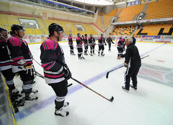 Hockey HC Lugano primo allenamento sul ghiaccio