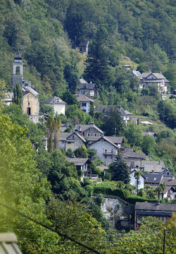Auressio veduta panoramica paese