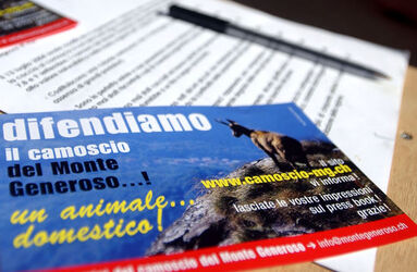 Bellinzona consegna firme