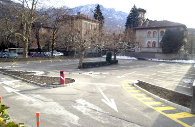 Bellinzona posteggio in Via Ghiringhelli